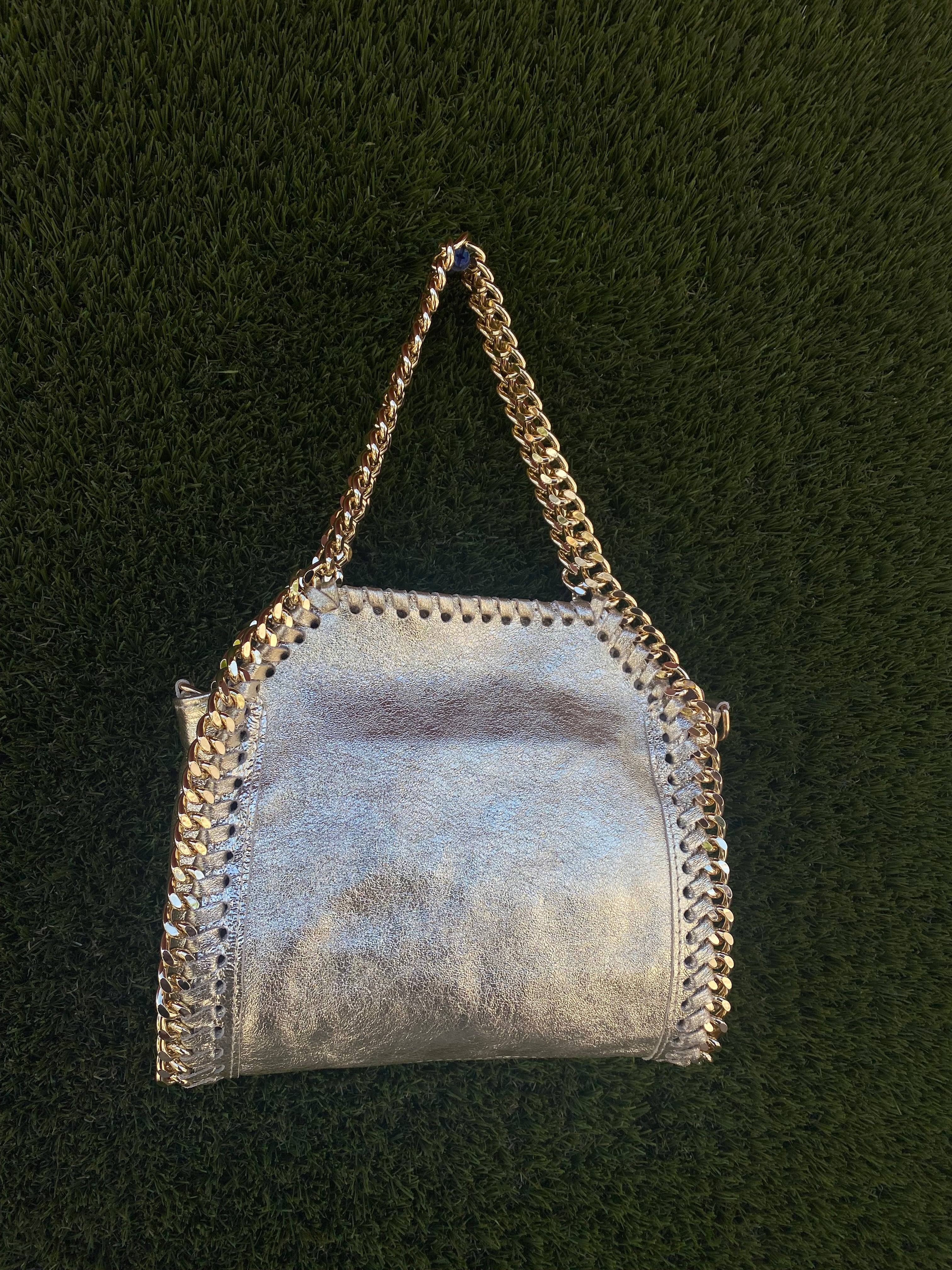 Chain handbags